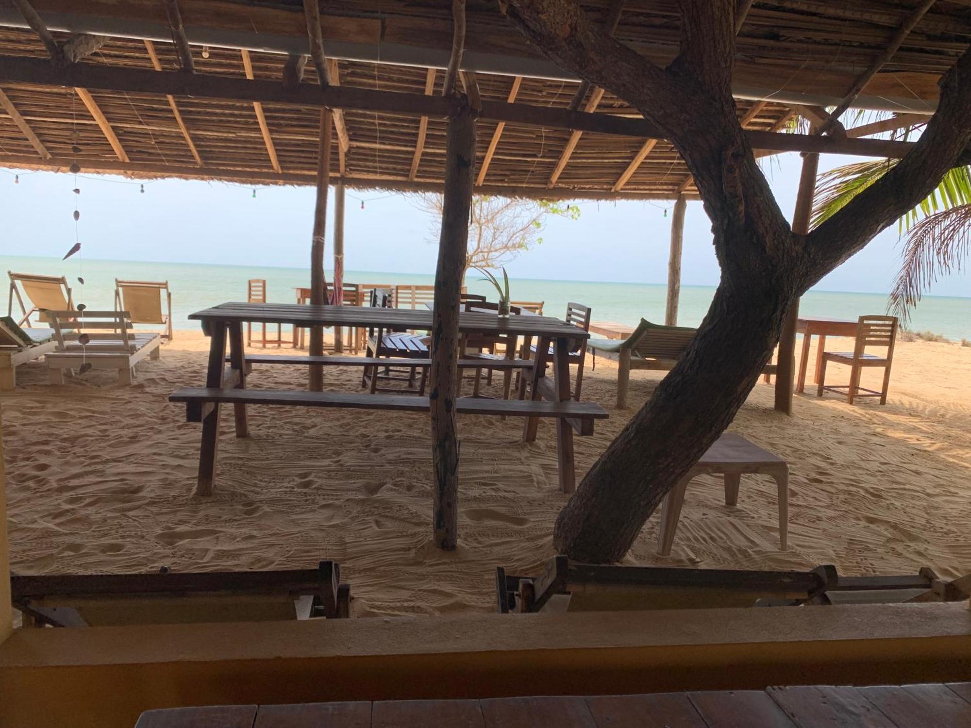 Ocean View Beach Resort - Kalpitiya Eksteriør bilde