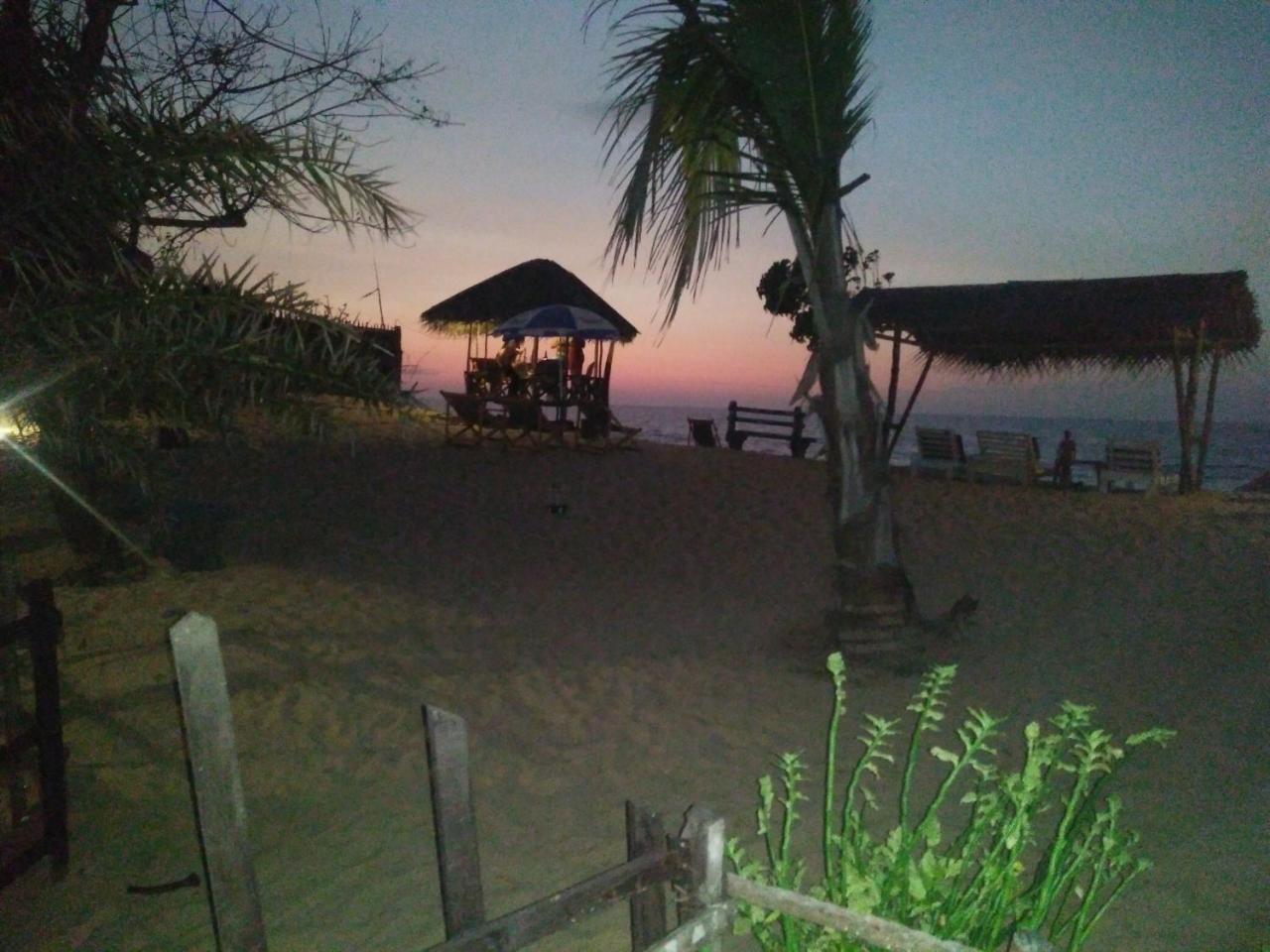 Ocean View Beach Resort - Kalpitiya Eksteriør bilde